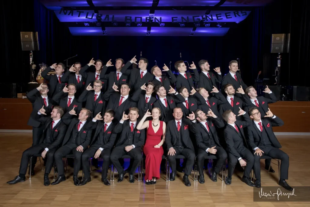 Event- und Konferenzfotografie: Gruppenfoto bei Maturaball in Graz